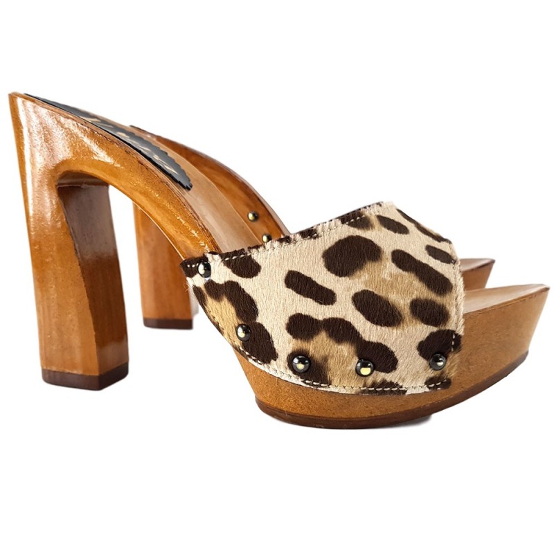 BROWN CLOGS -only size 40