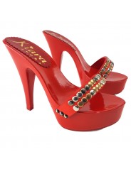 RED LACQUERED CLOGS