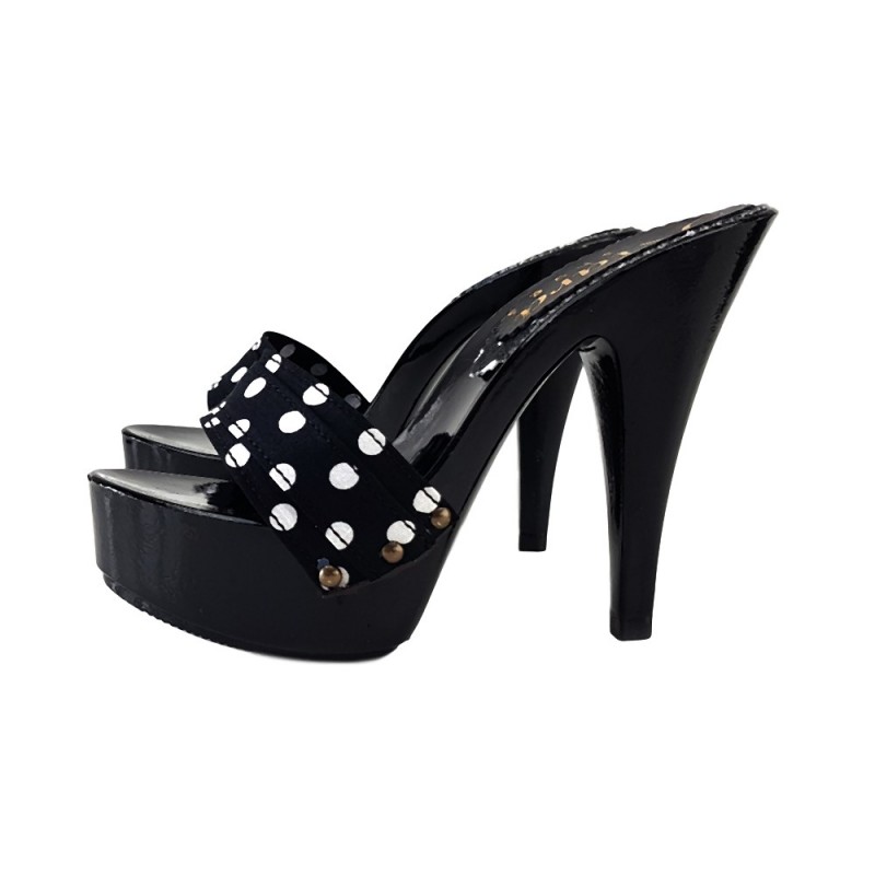 ZUECO DE TACON CON PLATAFORMA NEGRO-K9501