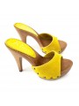 HOLZSCHUHE MIT ROTEM VELOURSLEDER HOLZSCHUHE MIT ROTEM VELOURSLEDER