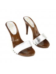 WHITE LEATHER CLOGS