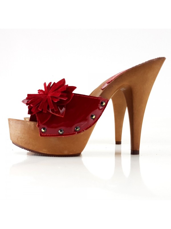 SABOT AVEC FLEUR ROUGE SABOT AVEC FLEUR ROUGE