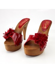 HOLZSCHUHE FARBEN MIT ROT