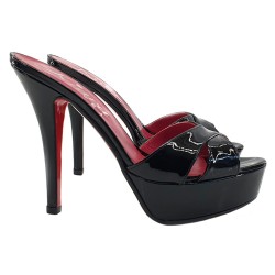 SCHWARZE SANDALEN AUS LACKLEDER GR. BIS ZU 42