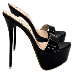 SCHWARZE LACKSCHUHE 17 cm