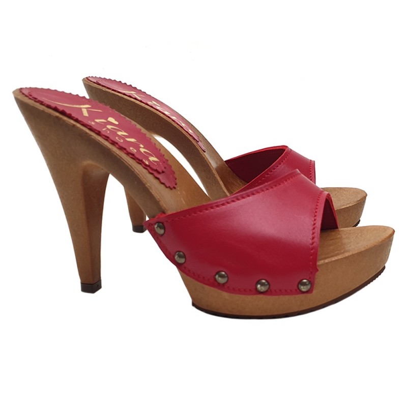ZUECOS DE CUIR ROJO CON TALÓN 11 ZUECOS DE CUIR ROJO CON TALÓN 11