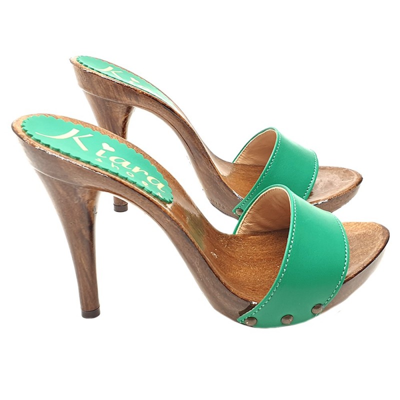 GREEN LEATHER CLOGS