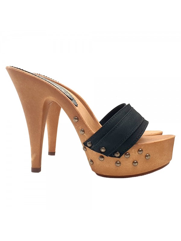 ZUECOS NEGROS TACHONADOS TACON 13 CM