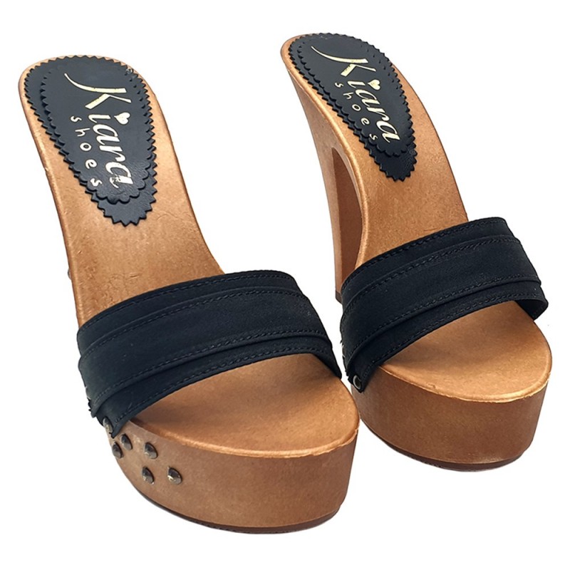ZUECOS NEGROS TACHONADOS TACON 13 CM