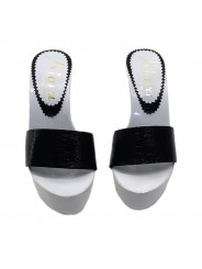 SCHWARZE HOLZSCHUHE AUS LEDER NAPLAK ABSATZ 13