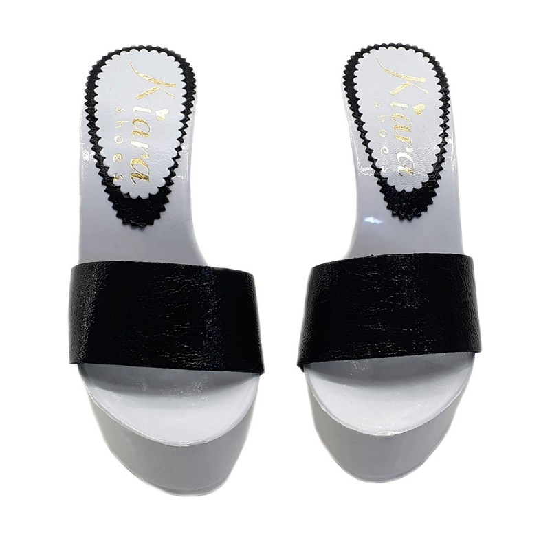 SCHWARZE HOLZSCHUHE AUS LEDER NAPLAK ABSATZ 13