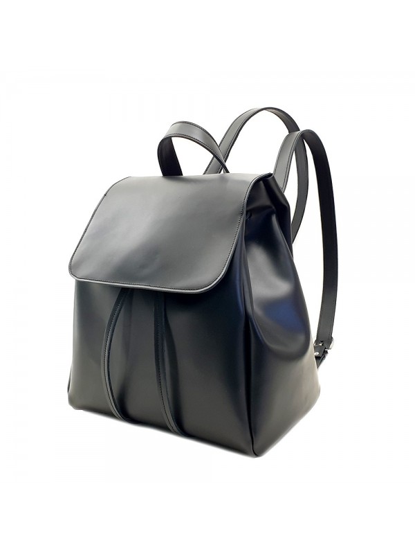 WOMEN'S BLACK LEATHER BACKPACK