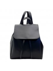 WOMEN'S BLACK LEATHER BACKPACK