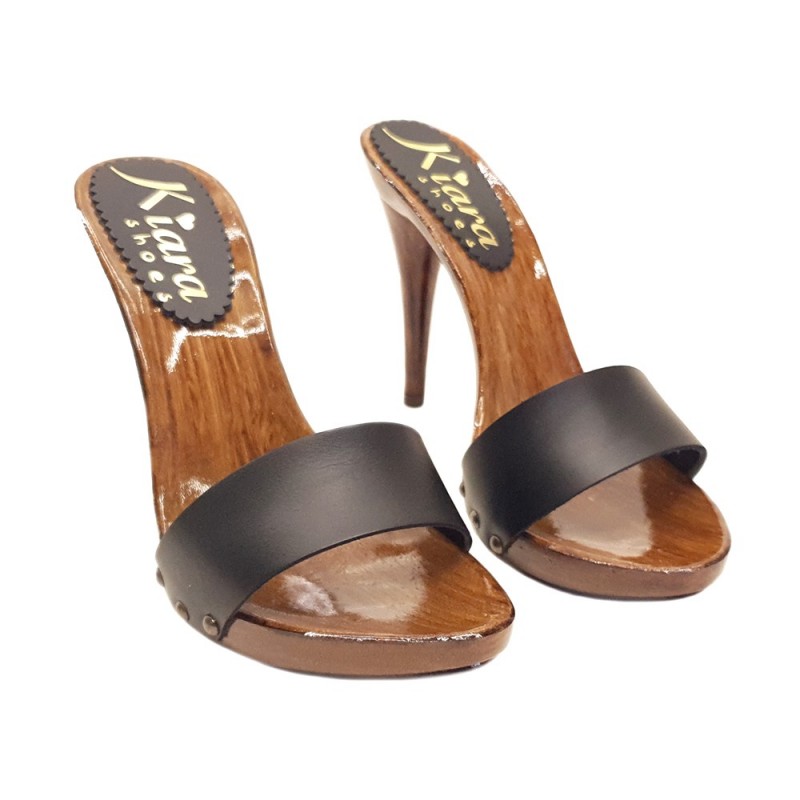 ZUECOS DE CUERO NEGRO TACON 12