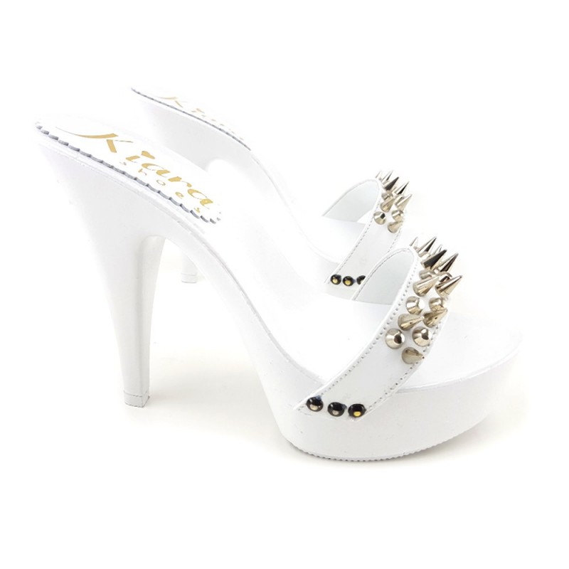 ZUECO BLANCO CON PUNTAS DE PLATA ZUECO BLANCO CON PUNTAS DE PLATA
