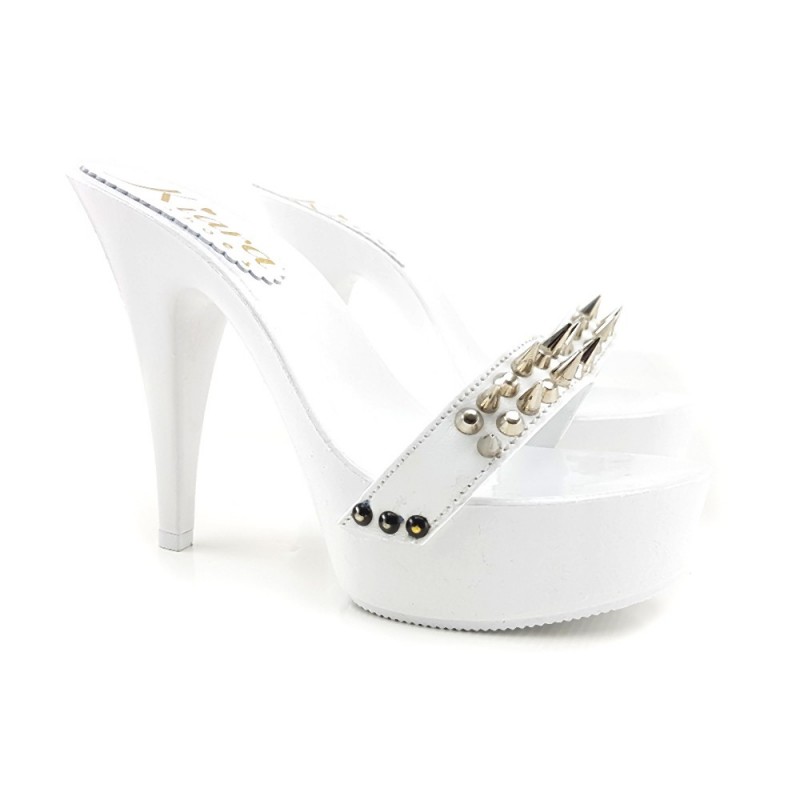 ZUECO BLANCO CON PUNTAS DE PLATA ZUECO BLANCO CON PUNTAS DE PLATA