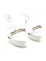 ZUECO BLANCO CON PUNTAS DE PLATA ZUECO BLANCO CON PUNTAS DE PLATA