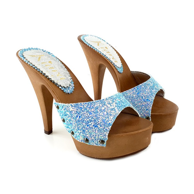 ZUECOS CON BRILLO AZUL TACON 13
