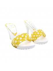 CLOGS WITH YELLOW POLKA DOT UPPER HEEL 9