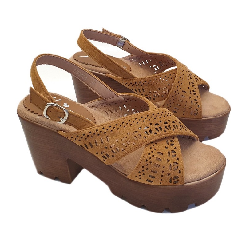 SANDALES MARRON AVEC BRIDE RÉGLABLE AU TALON DE 9 CM - CONFORTABLES