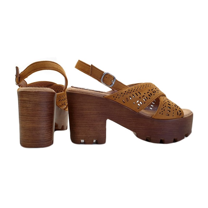 SANDALES MARRON AVEC BRIDE RÉGLABLE AU TALON DE 9 CM - CONFORTABLES