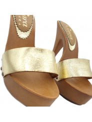 GOLDEN CLOGS IN LEATHER