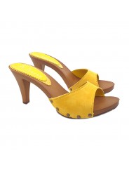 SABOTS COULEUR JAUN EN DAIM