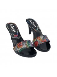 SCHWARZE LACKIERTE CLOGS MIT BLUMENDEKORATION OBERTEIL