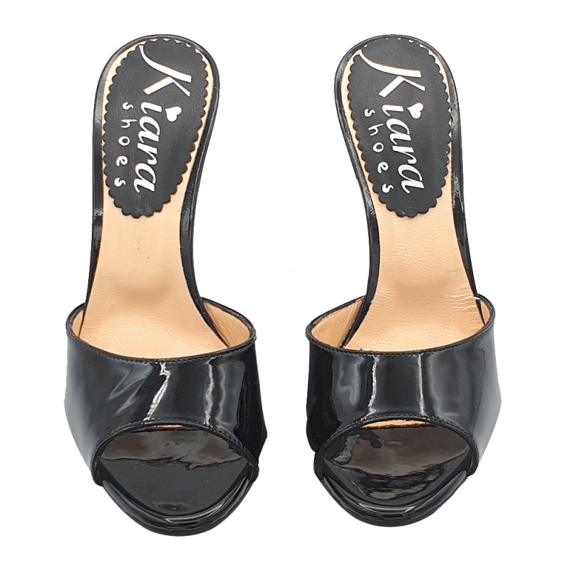 ZUECOS DE CHAROL NEGRO TACÓN 12