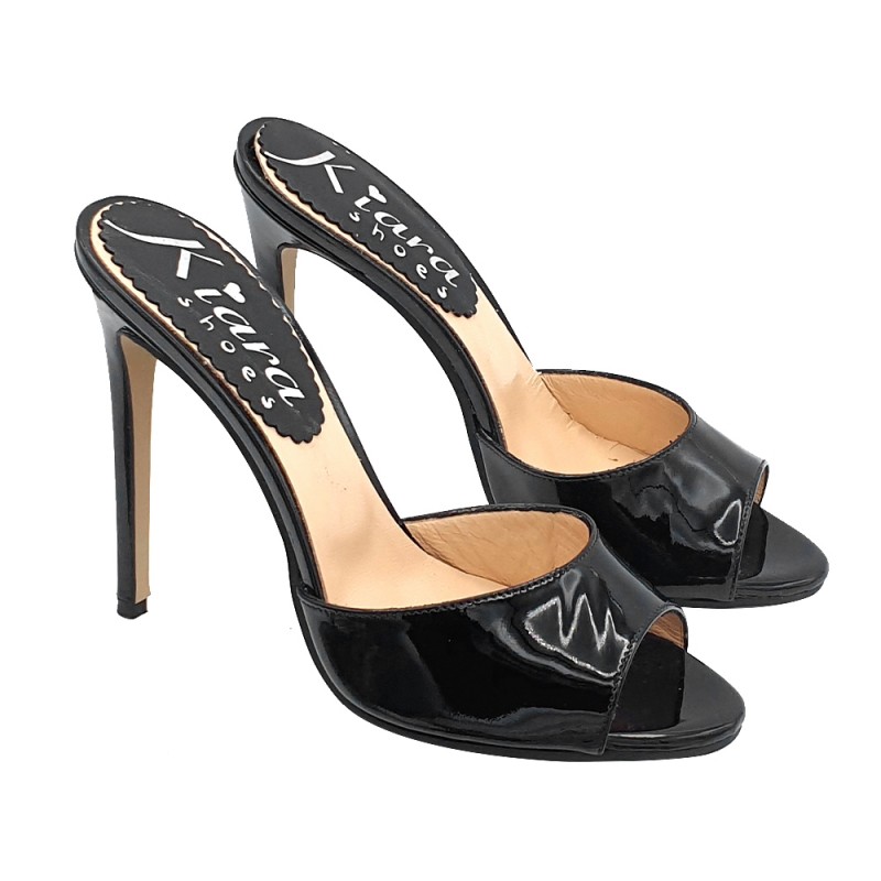 ZUECOS DE CHAROL NEGRO TACÓN 12