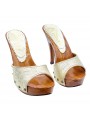 HOLZEFFECKT CLOGS MIT GOLDENEM BAND