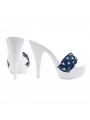WEISSE CLOGS MIT BLAUEM POLKA-PUNKTBAND WEISSE CLOGS MIT BLAUEM POLKA-PUNKTBAND