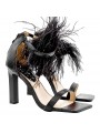 SANDALES NOIRES AVEC PLUMES ET TALON DE 10,5 CM