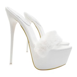 WHITE PATENT CLOGS WITH VERY HIGH FUR