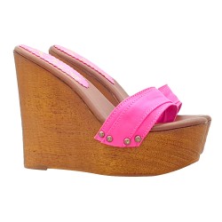PINKFARBEN CLOGS MIT KEILABSATZ