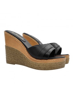 SANDALES COMPENSÉES EN CUIR NOIR À TALON 11