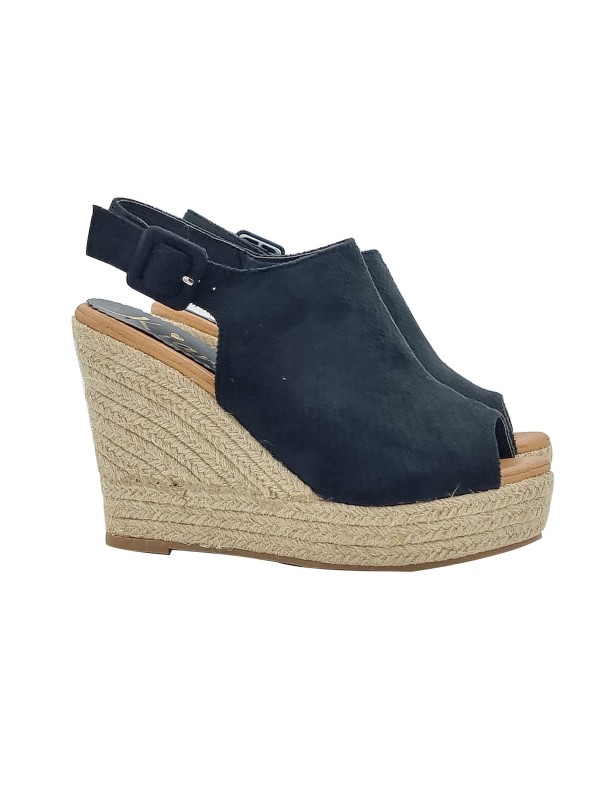 COMFORTABLE BLACK OPEN TOE WEDGES WITH STRAP