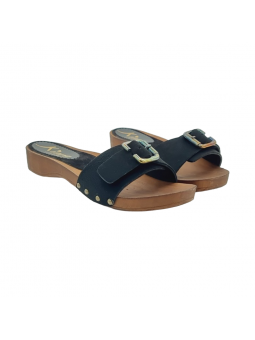 NIEDRIGE CLOGS UND SCHNALLE...