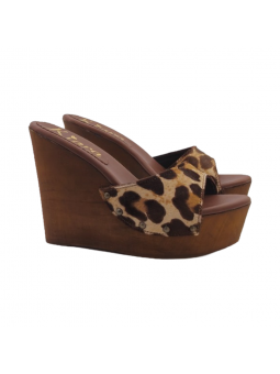 Wedge clogs with leather...